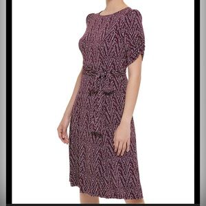 Jessica Howard Burgundy and White Chevron Elbow Sleeve Dress